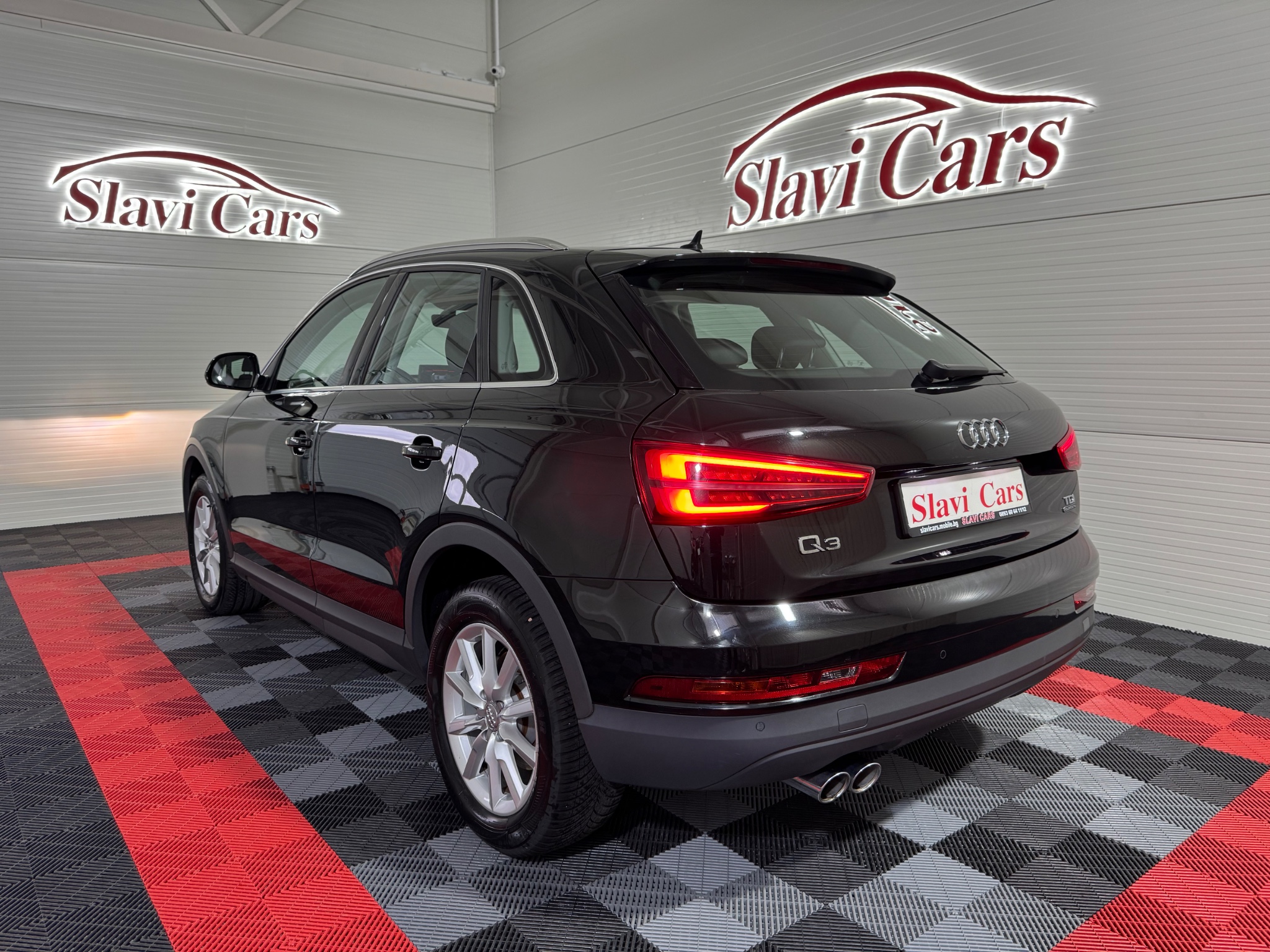 Audi Q3 4