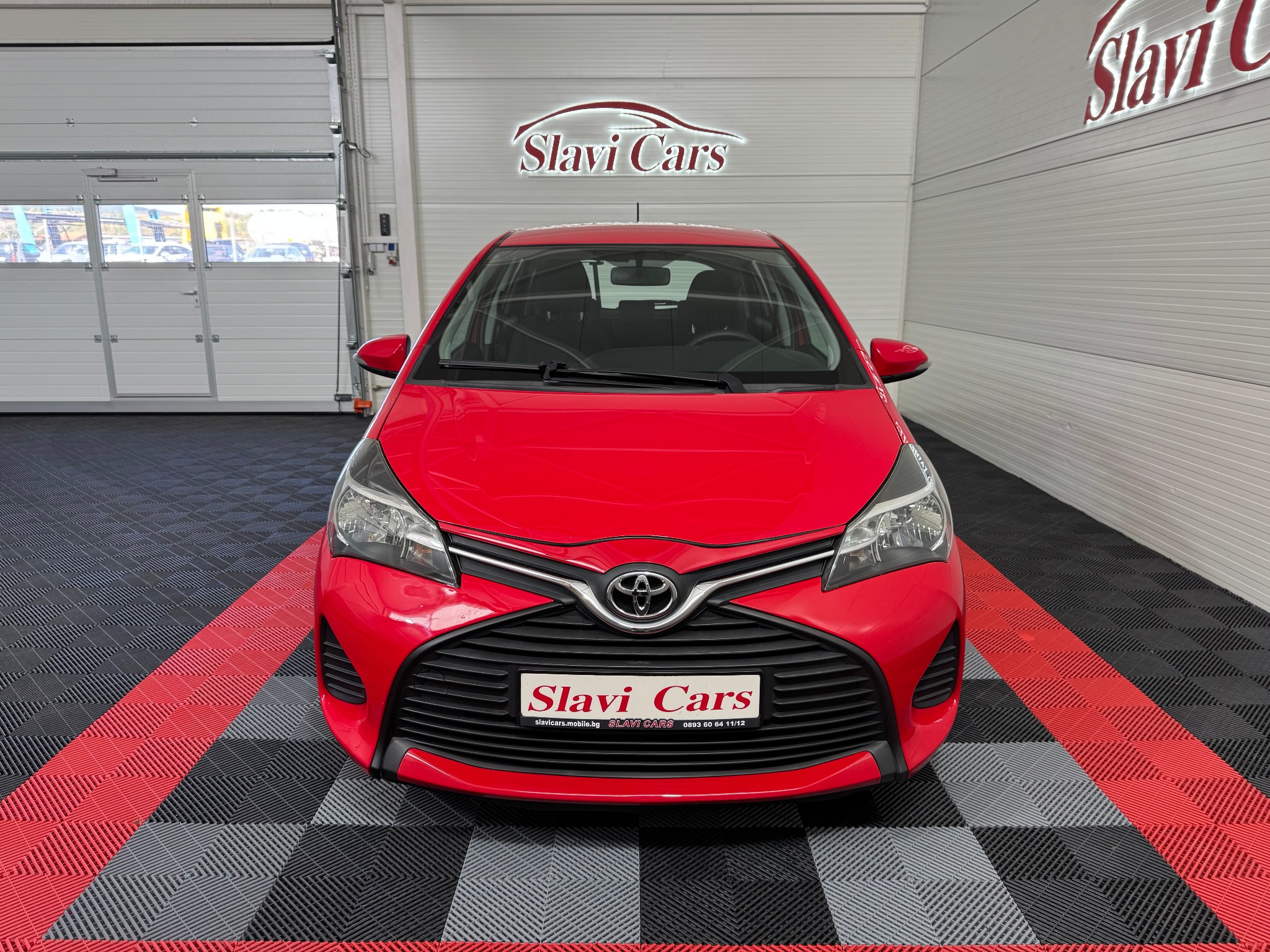 Toyota Yaris 2